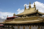 大昭寺 - 這裏相信是覺康佛殿, 因為佛殿在寺中間
ALI_0458