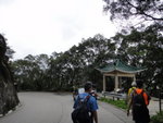 沿扎山道落至一涼亭
DSC02013