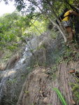跨鐵索迷城山路轉右再次入澗, 可小瀑右邊上
DSC06083