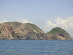 右望見北果洲,相右為銀瓶頭及其海邊的銀瓶神殿
DSC06538