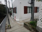 行至一白屋前分岔路轉右
DSC08497