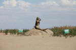 博斯騰湖金沙灘風景區中的美人魚沙雕
IMG_00363
