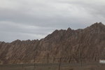 往天山大峽谷途中, 途經所見都是雅丹地貌, 即是由風蝕而形成有陡壁的小山包
IMG_00784