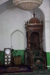 主教椅左邊的大鐘下面所指的時間就是每天要禮拜的時間.  回教徒一天要禮拜五次.
IMG_03054