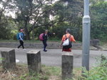 接馬路, 過馬路前接小徑落山
DSC07026