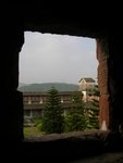 窗 外