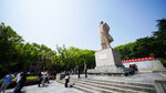 statue of Mao Zedong beside Hunan University