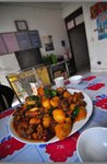 met two students from Henan province and eat together