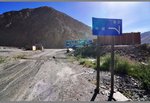the sign showing the way to tibet