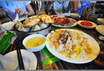 met friends from Taiwan and Malaysia and our driver,had the first meal in Xinjiang