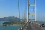 青馬大橋,向東涌前去