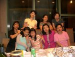 合照``Female only..