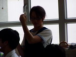 vanessa o係黑暗中展示佢ge肌肉