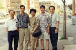 1996年　黃如瓊由越南到訪多倫多．