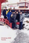 2000年聖誕　多倫多　'64届同學歡迎來自胡志明市的黃如琼同學．　　