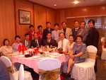 2004年　多倫多　'64届同學到賀郭林榮夫婦娶兒媳婦．