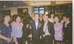 2005年　香港　特首曾蔭權與居港越南華僑一起參加領事館的國慶慶祝活動.