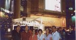 2005年10月　吳袓謙夫婦，吳袓義夫婦到訪香港．