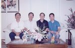 1999年　多倫多　（左起）何少鵬，何少民，趙崇慶，黃成強．