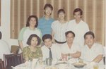 08/1990　 李寶璇携同兒女到訪香港．