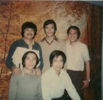 1980年　香港　（後排左起）曾敏球，陳聖詩，阮朝正　（前排左起）陳錦詩，郭興華
