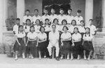 1953年6月   中華中學高中一年班.班主任譚堅忍老師(前排 男).