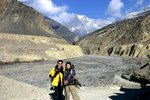 後面就係 Kali Gandaki 河谷, 因為時屬旱季, 所以好乾涸...