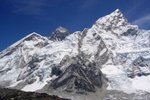 Kala Pattar 對望 Everest 與 Nuptse 的經典畫面