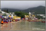 赤柱正灘人頭湧湧，非常熱鬧啊