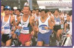 014a.1997年全馬拉松賽道上(照片來自報章)