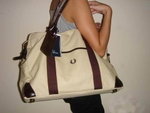 ＄４８０－最新引入 Fred Perry 側咩 and 斜咩 大袋 

100%real  100%new 

color :杏啡  黑色 

size : 長45cm X 高41cm X 闊24cm 

採用帆布物料 : 輕巧  洗水 耐用 

男女可用