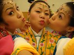 hehe.. lovely friends~~  ^!^