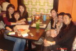 a group of "chung hok tung hok jai" @ cafe
