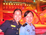madam & 警花