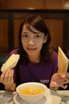 機場再食..