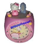 JF355A Hello Kitty 旋轉音樂鬧鐘 - $240