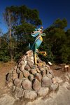 昂平鳳凰雕像