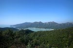 羌山與觀音山下的石壁水塘