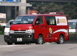 F835, Toyota MPV, 車身貼上防火宣傳標語