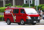 F848, Nissan MPV, 車身貼上防火宣傳標語