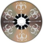 WHITE KISS_0007