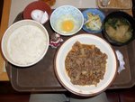 CIMG2620-我食牛肉飯,隻生蛋係用黎撈飯