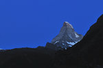 今早調較了鬧鐘五時起床，因為想看日出Matterhorn，走出露台就見到Matterhorn展現眼前，附近一粒雲都無，正呀！