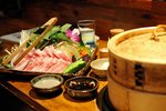 呢度最出名的是「籠蒸Aguu黑豚肉」！