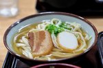 三枚肉烏冬也不錯。
不知是否山藥泥的影響，我的胃整晚都很不舒服…