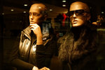 2009-10-19 Window Shopping #006