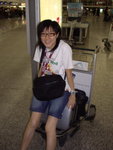 等check-in