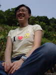 瀑布下