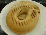 pacific 玉桂提子bagel  2