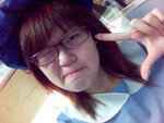 裝可愛XD (很嘔)